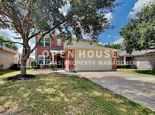 17647 Barton Point Ln, Richmond, TX 77407