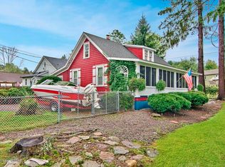 31 Brook St, Harveys Lake, PA