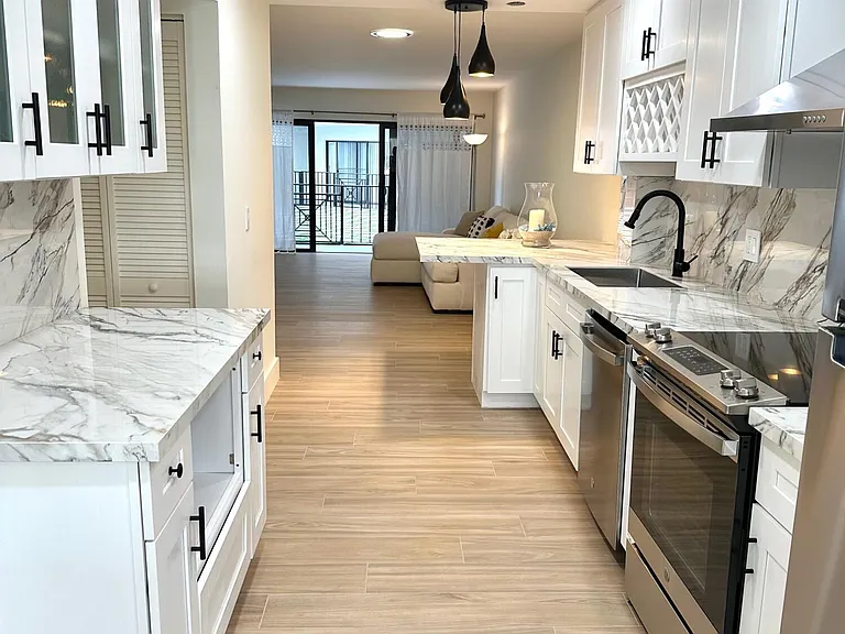 2029 N Ocean Blvd #109 — Photo 1