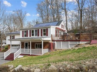 3 Dale Rd, New Fairfield, CT 06812
