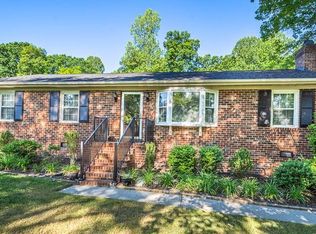 9400 Sherwood Dr, Quinton, VA 23141