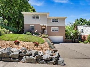 708 Hulton Rd, Oakmont, PA 15139