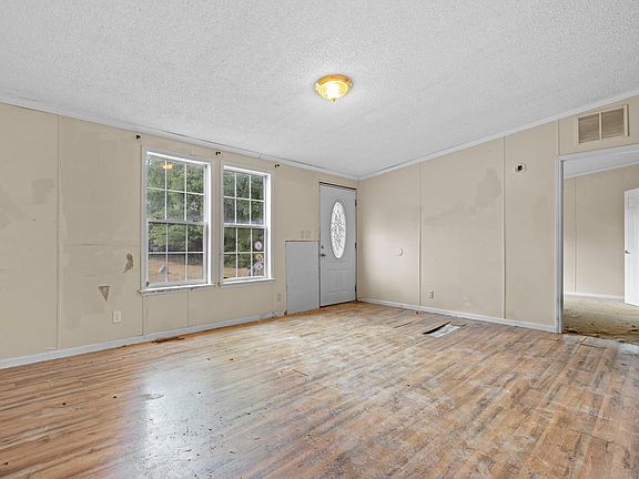 3rd image of 1834 Horrell Hill Rd
