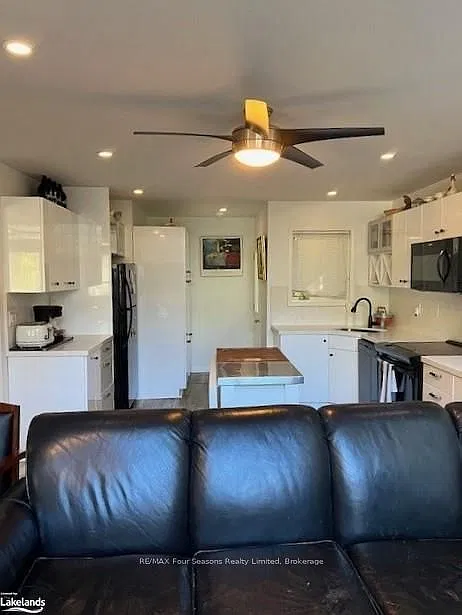 3 bed, $2,500 — Photo 4