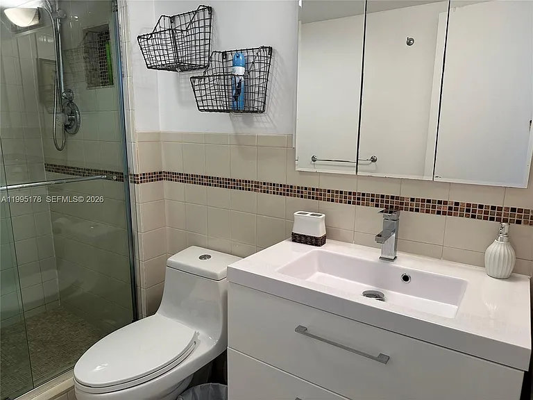 100 Bayview Dr #1405 — Photo 34