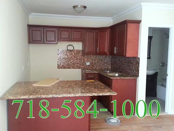 4th image of 1638 Melville St