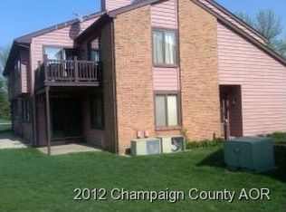 2105 Harbortown Cir, Champaign, IL