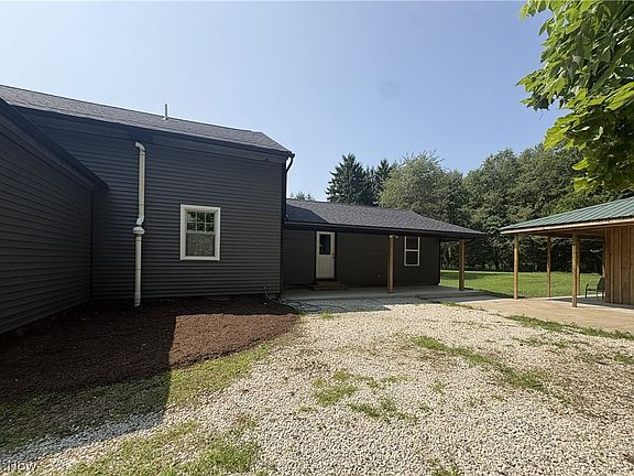 3rd image of 8227 Blade Rd NW
