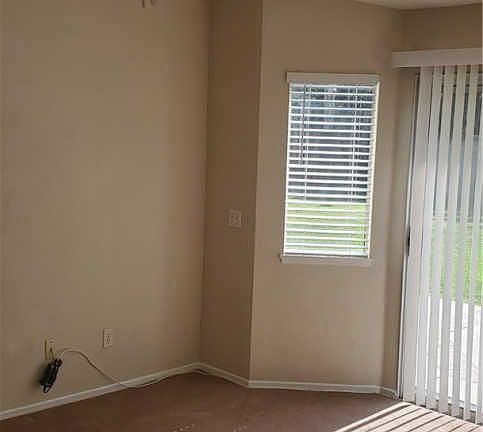 2nd image of 3012 Clover Ln