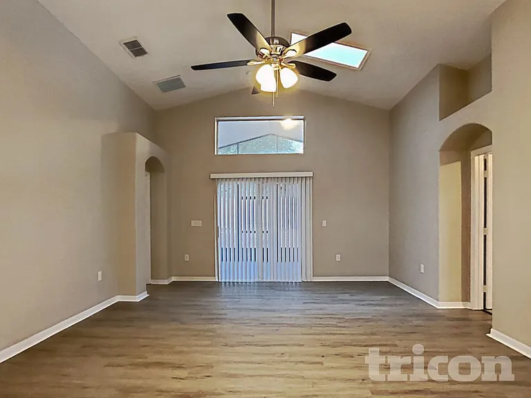 3027 Wild Pepper Ave — Photo 4