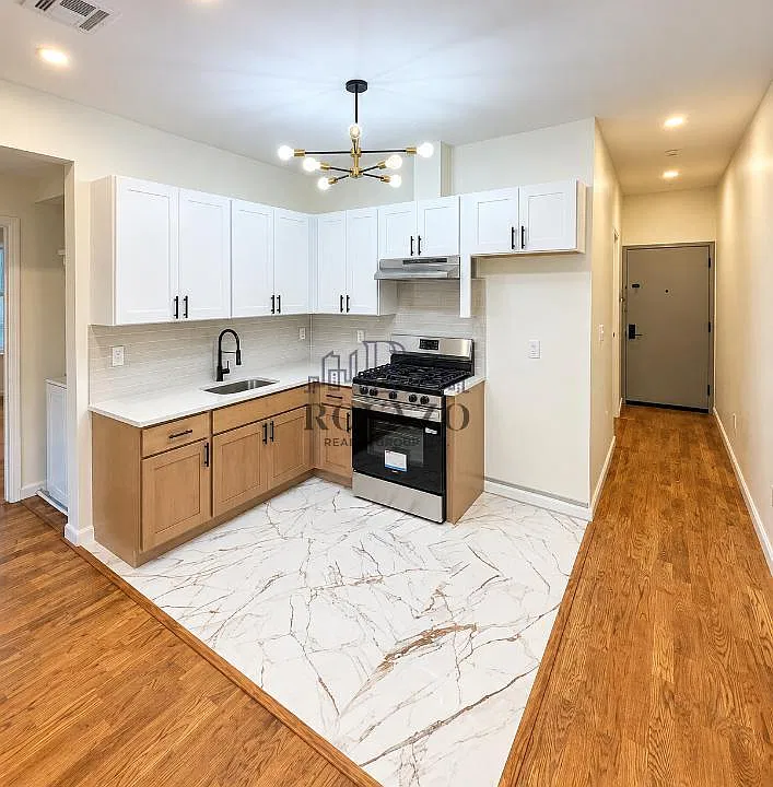 161 Prospect St #3A