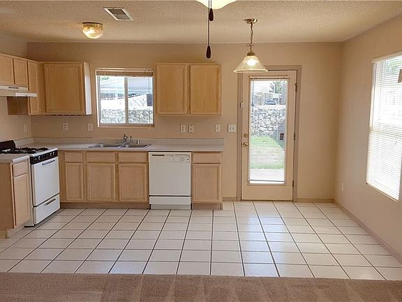 3rd image of 6241 London Bridge Dr
