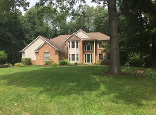 7775 Winfield Dr, Brighton, MI 48116