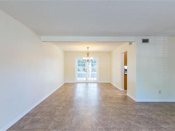 5th image of 3124 W Idlewild Ave