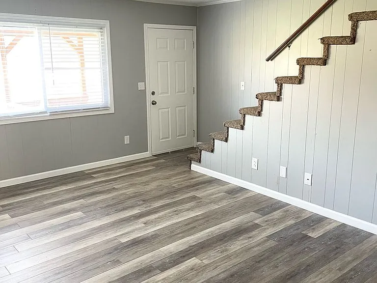 7025 W Carters Valley Rd #4 — Photo 3