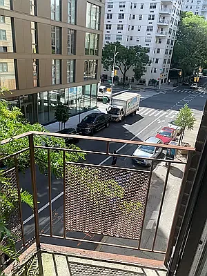 Rented by Mallory Management Corp | media 3