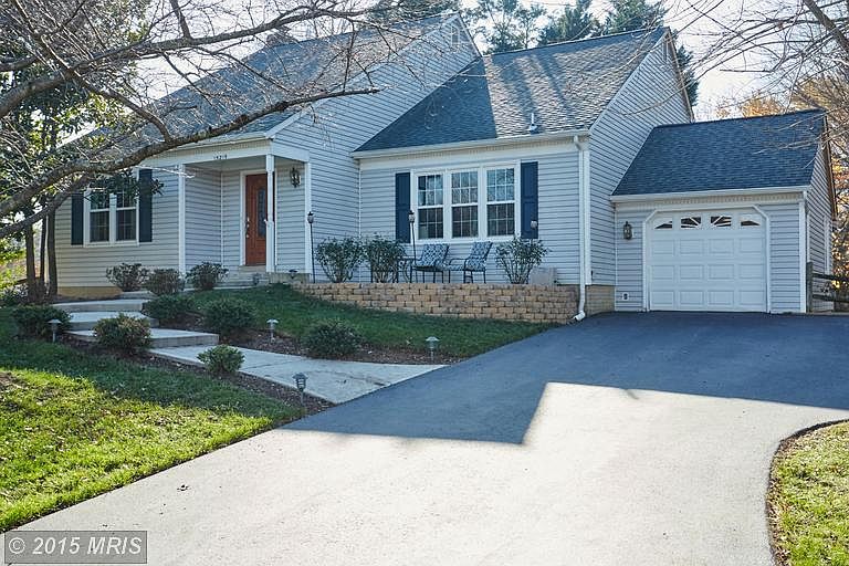 1st image of 15219 Bicentennial Ct