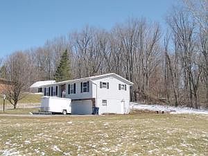 1st image of 319 Clearview Dr