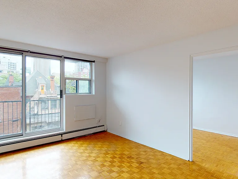 335 Maclaren St — Photo 20