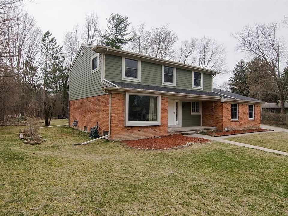1st image of 3835 Waldenwood Dr