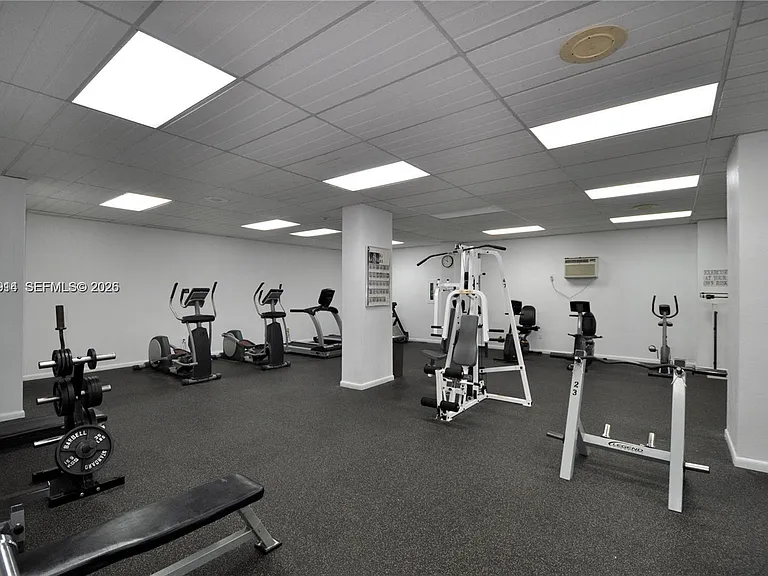 1865 S Ocean Dr #8I — Photo 24