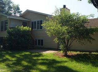 736 Woodbine Ln, Brooklyn Center, MN 55430