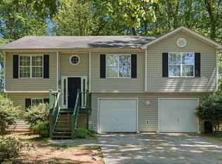 4176 Heatherstone Dr, Gillsville, GA 30543