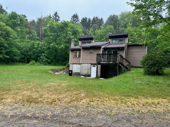 9861 Old 99 Rte, Mc Kean, PA 16426