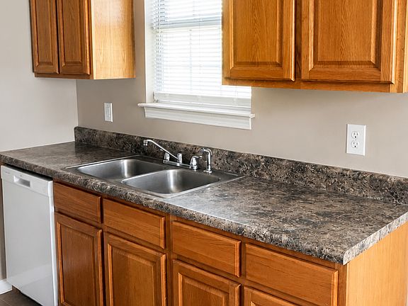 5th image of 143-239 McAdams Dr #8edb9a9f3
