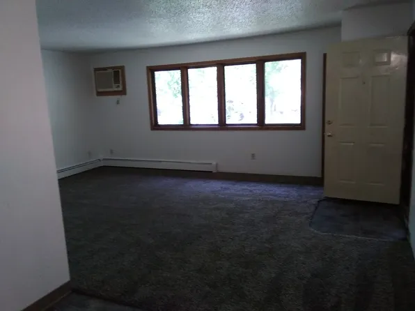 Premium Apartments LLP, 123 E Avenue D APT 3, Bismarck, ND 58501