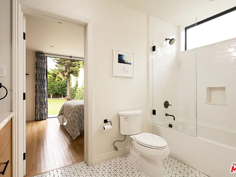 730 Westbourne Dr — Photo 13