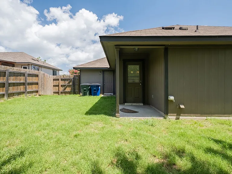 100 Azurite Dr — Photo 21