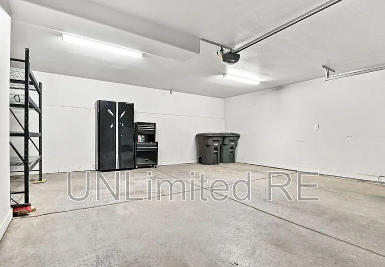 2520 W Pikes Peak Dr — Photo 33