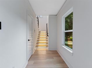 3210 Shenandoah St, Houston, TX 77021