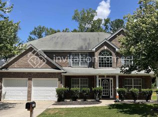 4186 Defoors Farm Dr, Powder Springs, GA 30127
