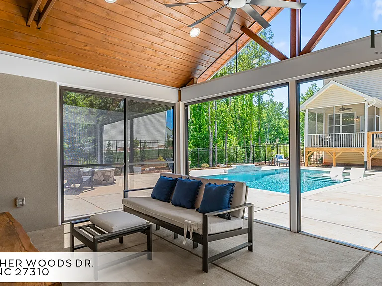 4660 Thatcher Woods Dr — Photo 43