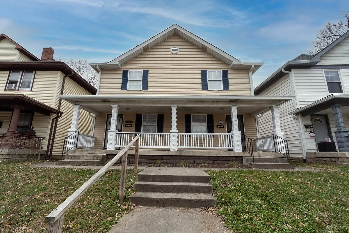 1920 Sugar Grove Avenue — Photo 1