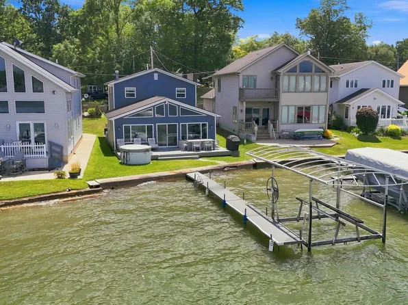 3230 W Shady Side Rd, Angola, IN 46703