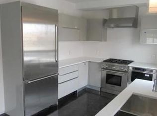 687 E 2nd St UNIT 7, South Boston, MA 02127