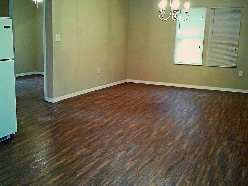 1st image of 227 Elm Ave