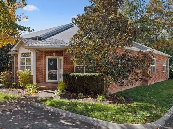 201 Cashmere Dr, Thompsons Station, TN 37179