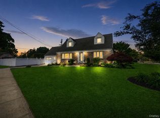 1864 Jane Street, Wantagh, NY 11793