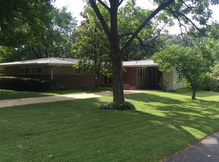 12249 Sunset Ter, Saint Louis, MO