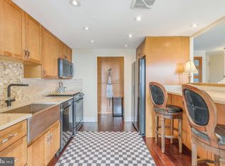 Center City One, Philadelphia, PA 19107