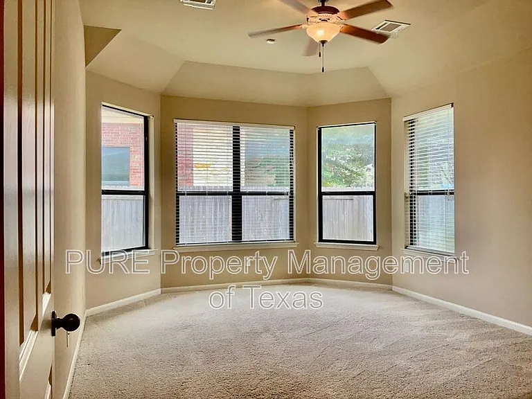 117 Cascada Ln — Photo 9