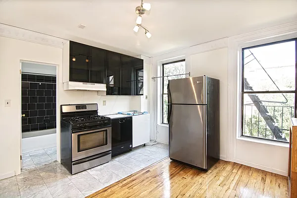 Rented by Ivey North LLC | media 13