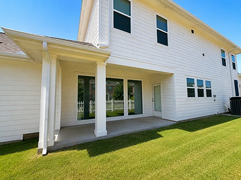 1536 Olive St — Photo 23