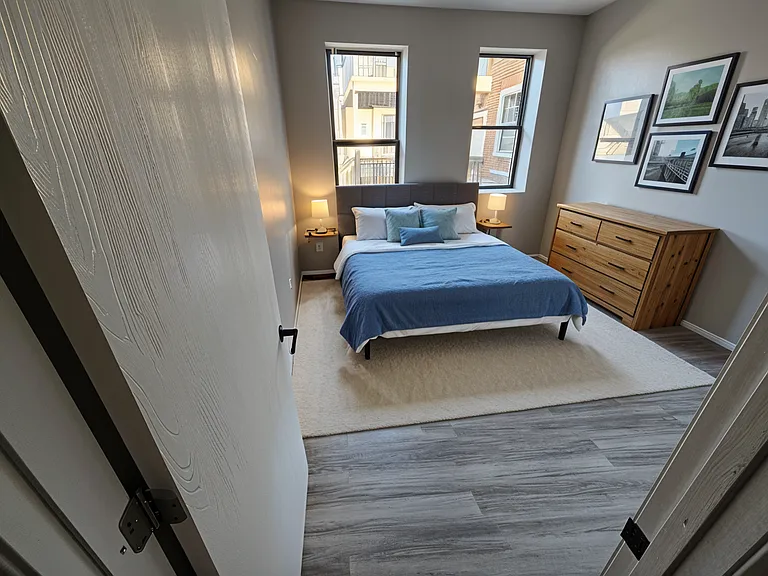 5300-5310 Maple Ave #5310-B — Photo 7