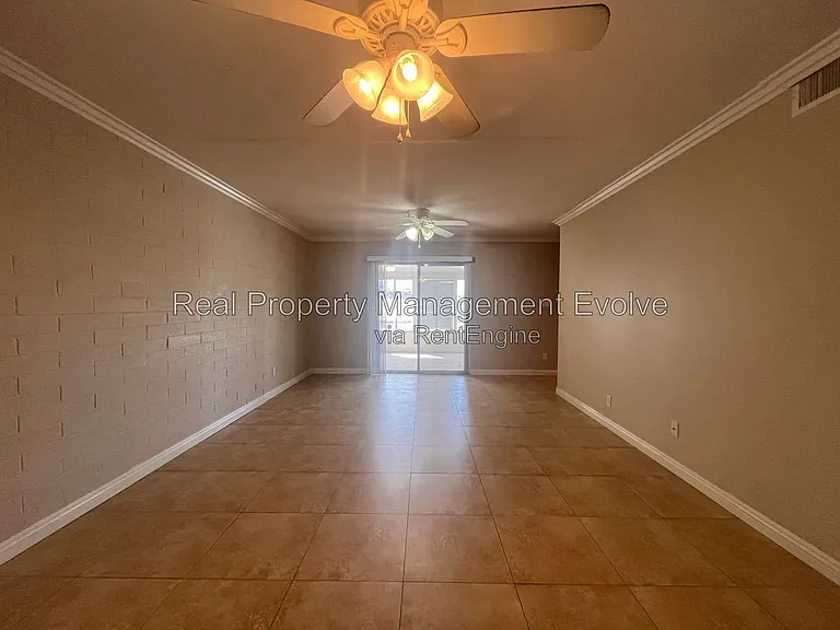 12076 N Pebble Beach Dr — Photo 3