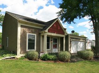 1615 Riverwood Dr, Algonquin, IL